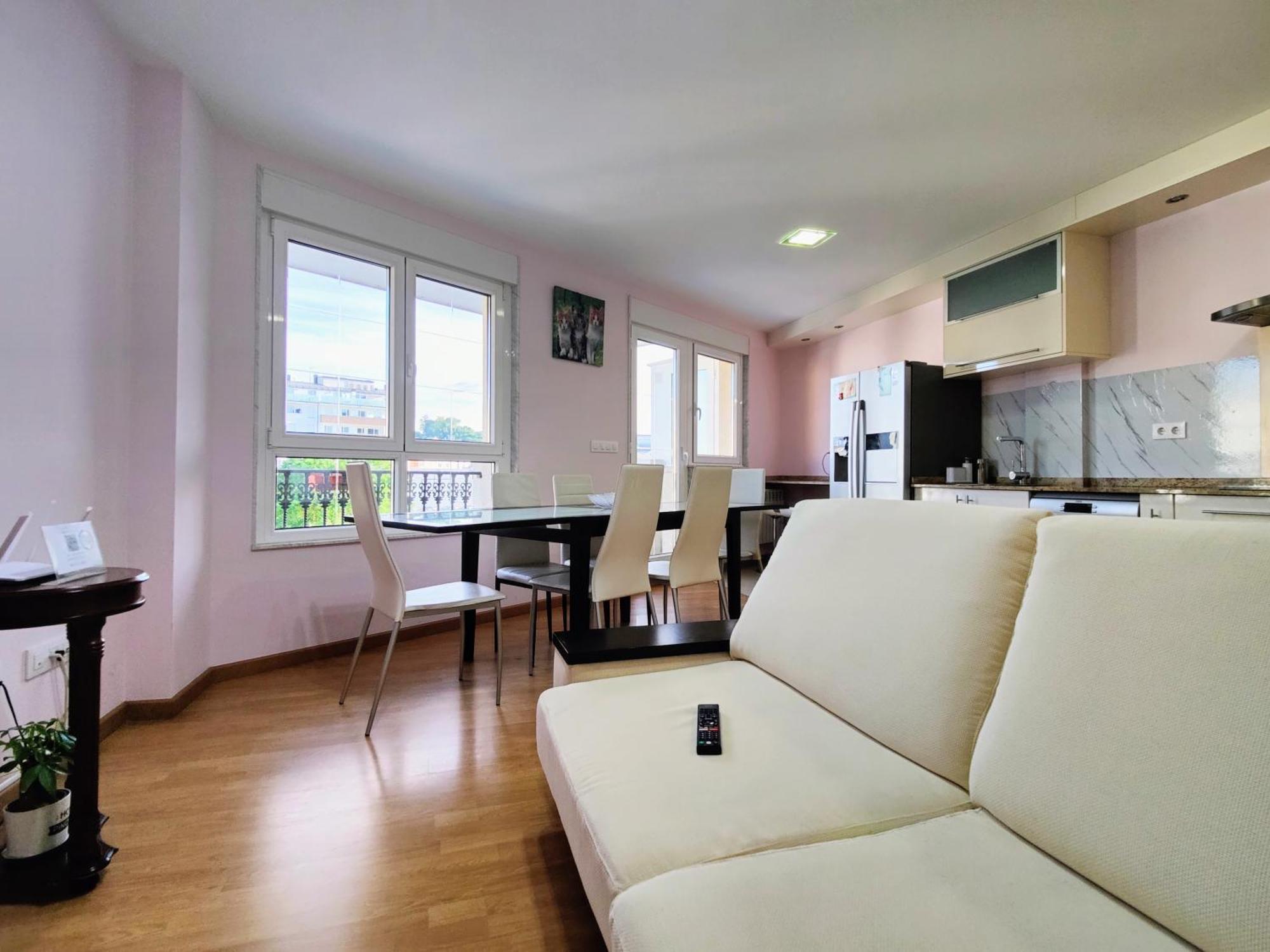Casa-Nova 2 Pensionat Sarria Exteriör bild