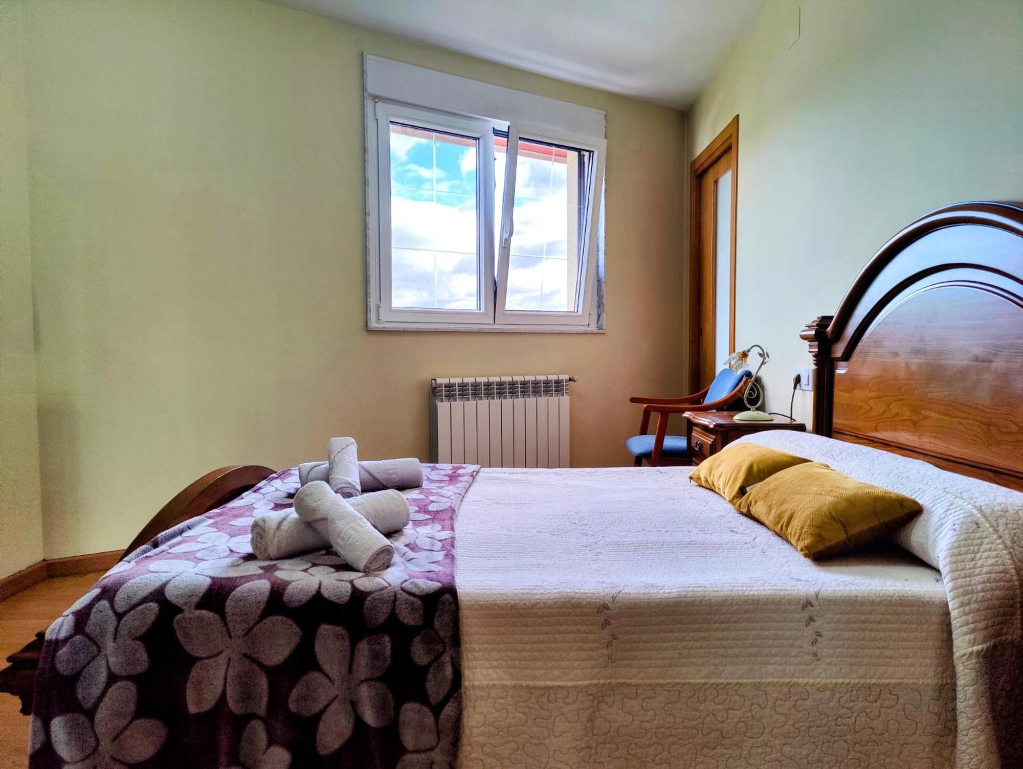Casa-Nova 2 Pensionat Sarria Exteriör bild