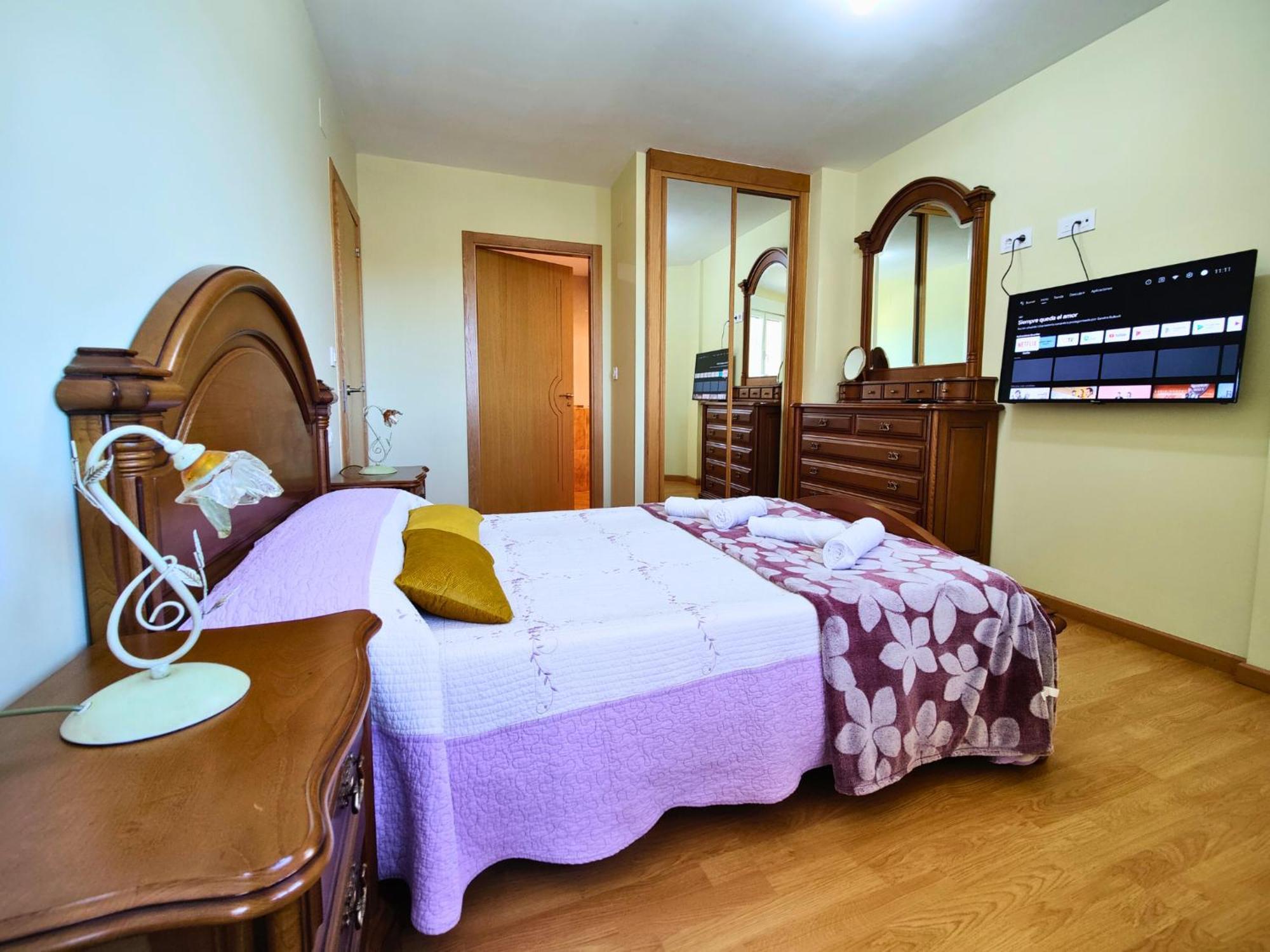 Casa-Nova 2 Pensionat Sarria Exteriör bild