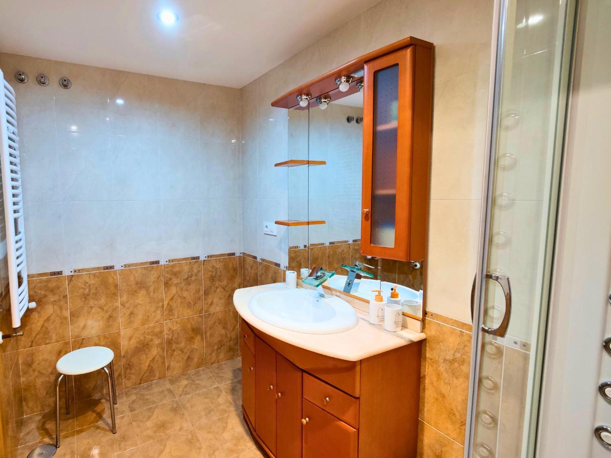 Casa-Nova 2 Pensionat Sarria Exteriör bild